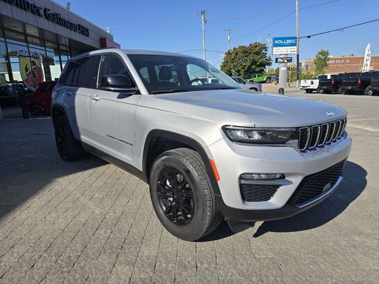 2022 Jeep Grand Cherokee 2022 Silver 2022 Jeep Grand Cherokee 2022 Silver