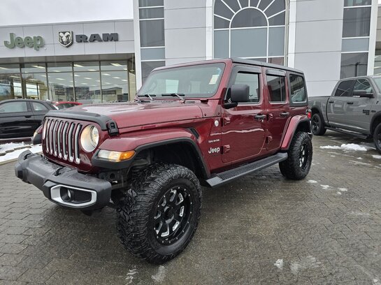 2021 JEEP WRANGLER UNLIMITED SAHARA 2021 Red