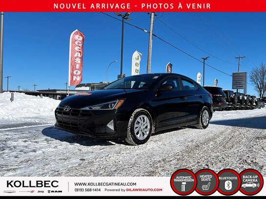2020 Hyundai Elantra **UN PROPIO + CLEAN CARFAX** Black